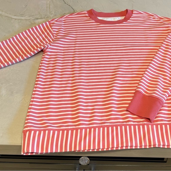 Alice Walk "The Crewneck Sweatshirt Striped" in size small. - Picture 2 of 10